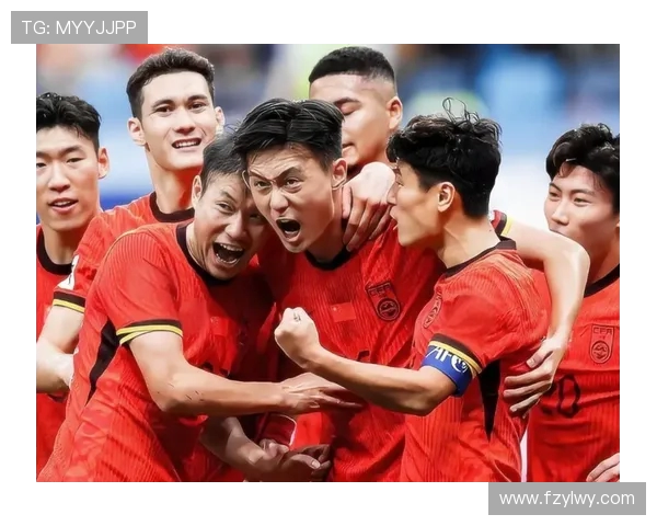 国足惊险逆转对手全场比分激烈变幻展现球队顽强拼搏精神